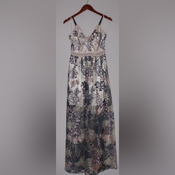 AQUA x Maddie & Tae Embellished Maxi Dress Women Small Wedding Guest Prom Party - Picture 2 of 6